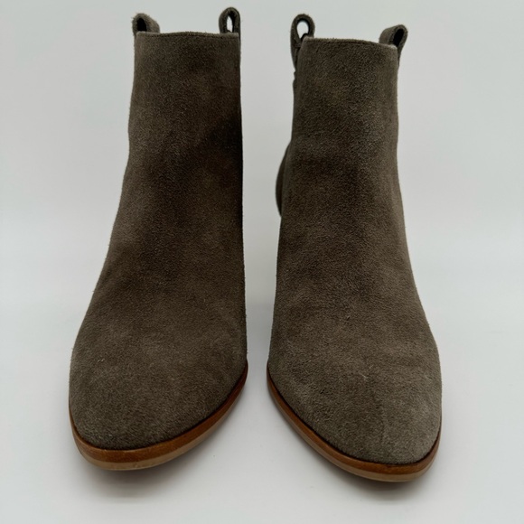 J. Crew “Eaton” Suede Leather Gray/Taupe Heeled Ankle Boots Size 8.5 - Picture 3 of 13